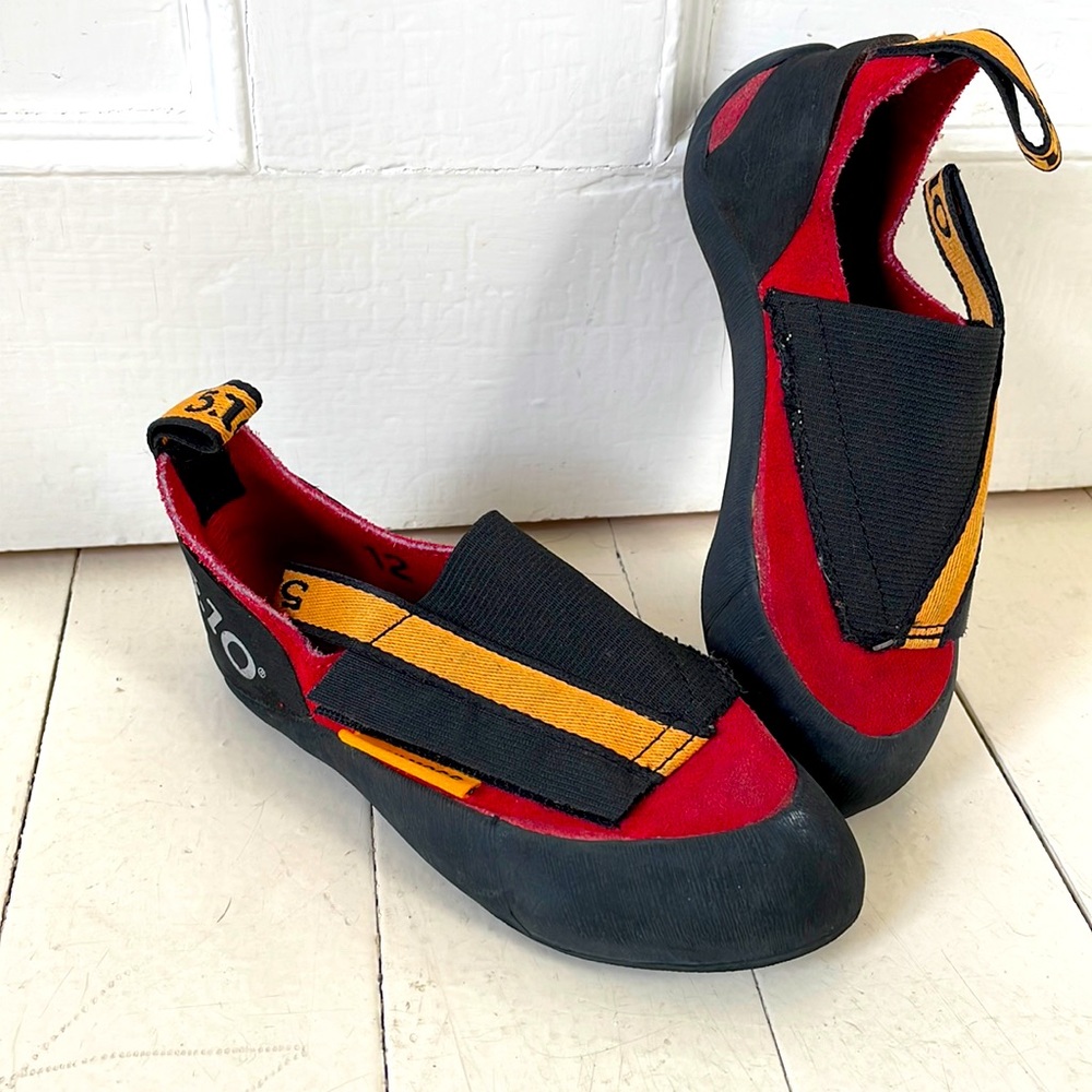 Kids 5.10 Climbing shoes sz 12